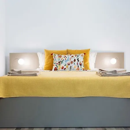 아파트 Lovely House And Courtyard In Center *