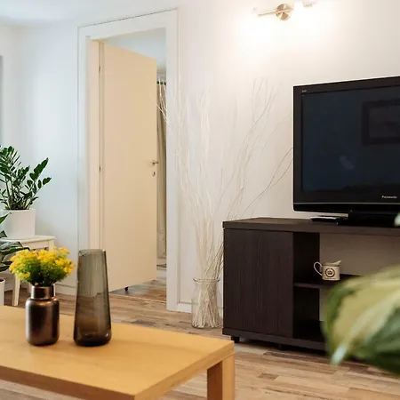 Lovely House And Courtyard In Center Daire *